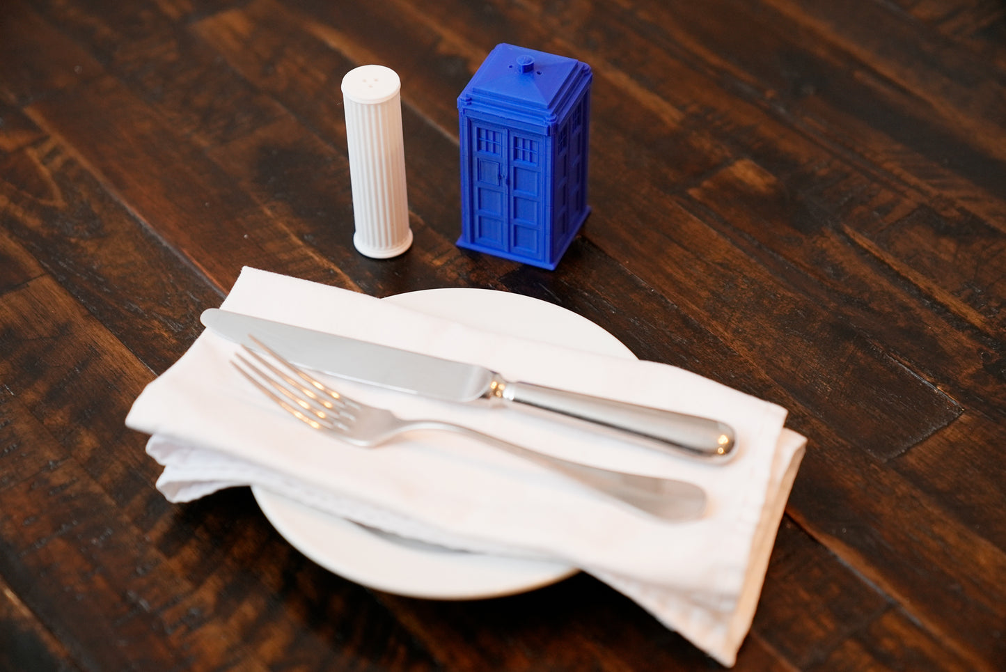 TARDIS Salt & Pepper Shakers Set